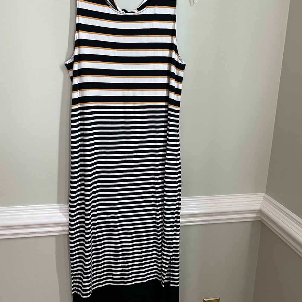 Loft black and white midi dress